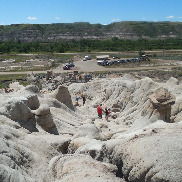 Dinosaur Trail Rv Resort & Cabins Drumheller Zewnętrze zdjęcie